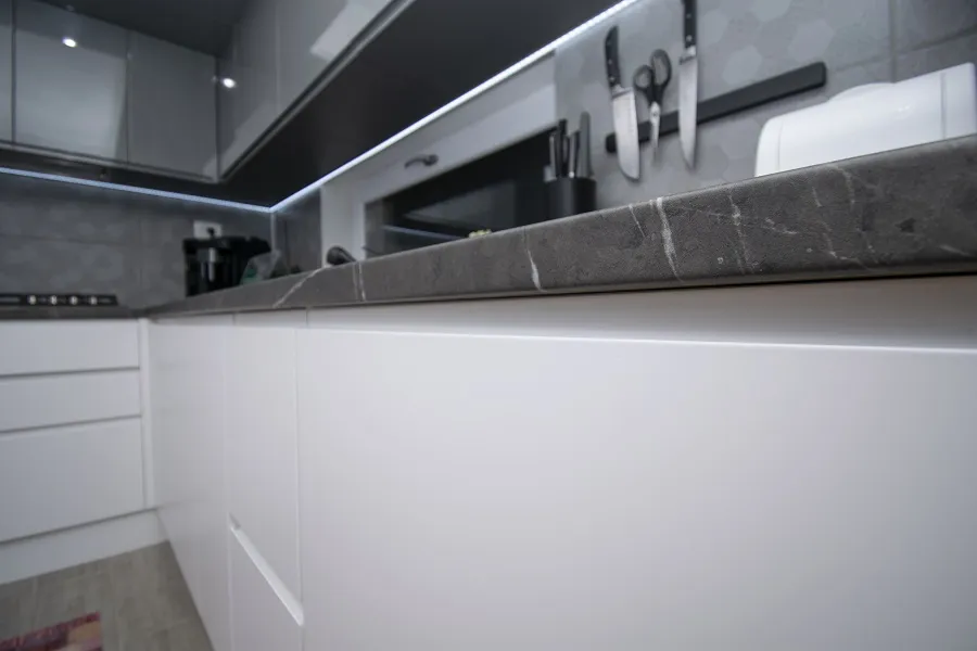 Bucătărie MDF vopsit lucios 169 — poza 2