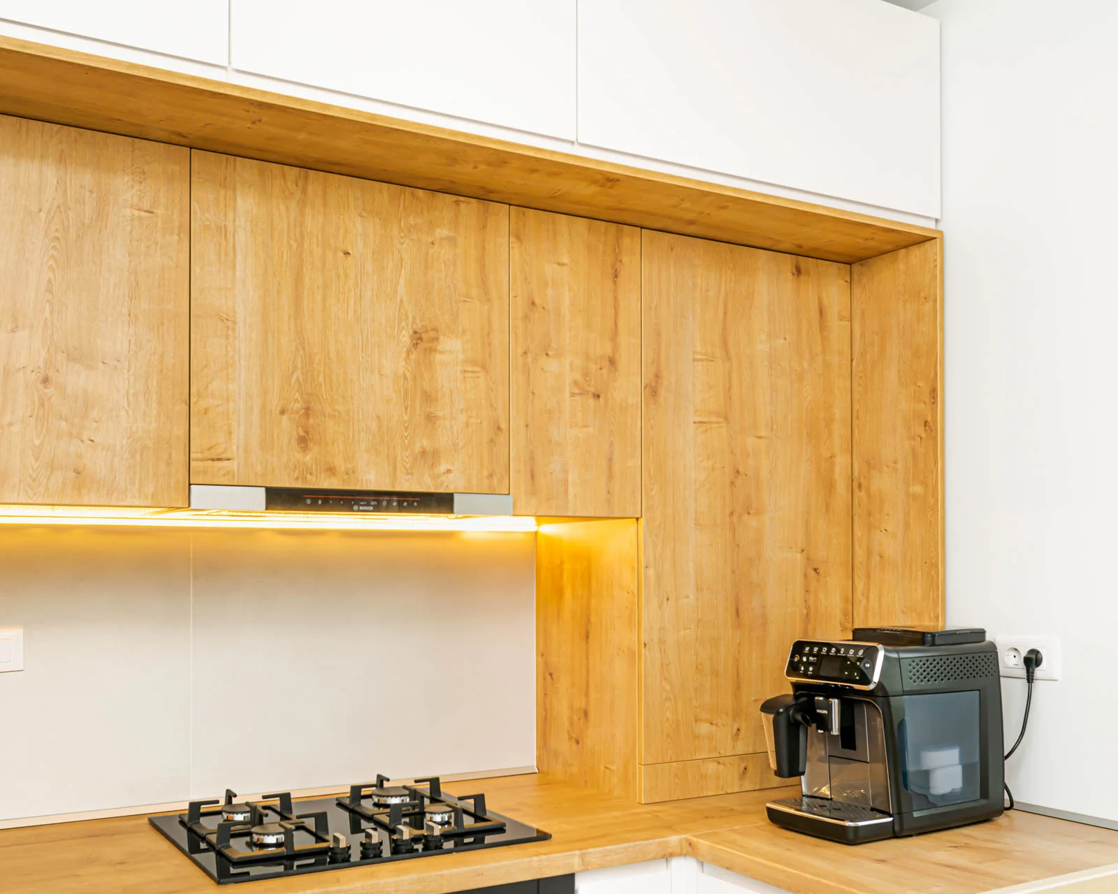 Bucătărie modernă din MDF alb 210 — poza 12
