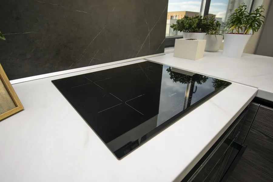 Bucătărie modernă din MDF furniruit 126 — poza 6