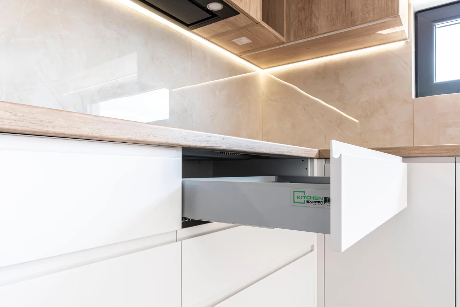 Bucătărie modernă MDF vopsit 231 — poza 6