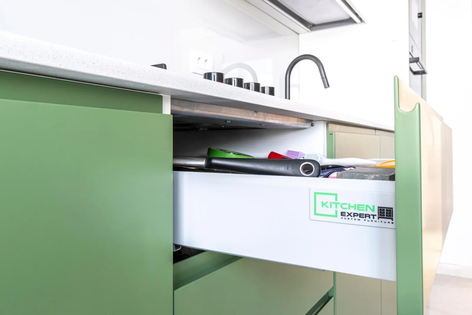 Bucătărie modernă MDF vopsit 232 — poza 7