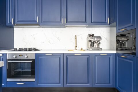 BUCĂTĂRIE NEO-CLASIC MDF VOPSIT 250